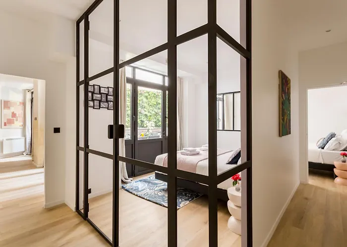 Apartment 10p 160m2 With Terace *