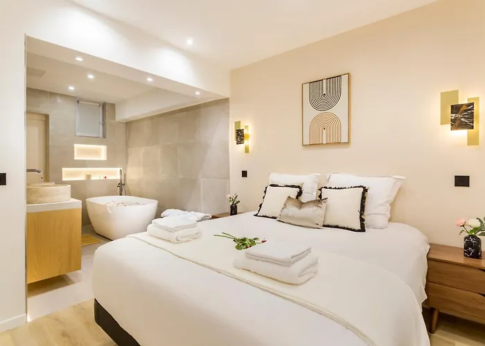 Apartment 10p 160m2 With Terace Paris
