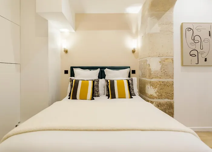 10p 160m2 With Terace * Paris