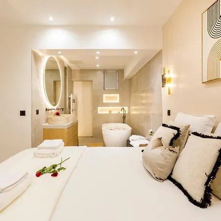 10p 160m2 With Terace * Paris